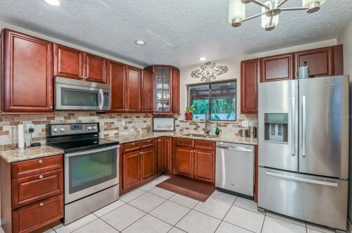 624 Holbrook Cir, Lake Mary, FL 32746-6334