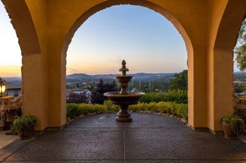 2940 Capetanios Dr, Folsom CA  95762-4601 exterior