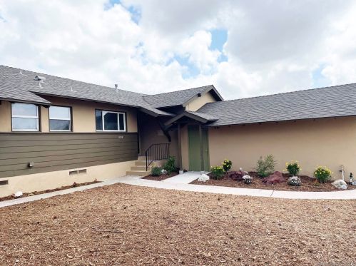1035 Kelton Rd, San Diego, CA 92114-1223