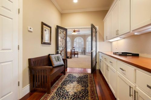 6070 Vine St, Vacaville CA  95688-8724 exterior