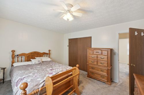 7783 Walnut Creek Dr, Florence KY  41042-2773 exterior