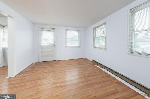 105 Harvest Rd, Swedesboro NJ  08085-1426 exterior