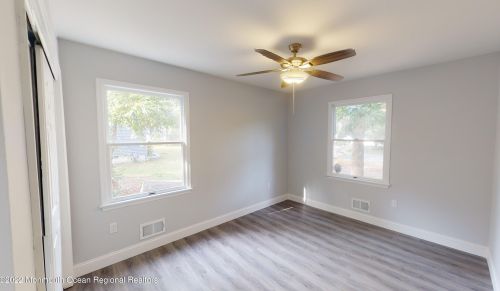 366 Arlington Ave, Berkeley Township NJ 08721-2357 exterior