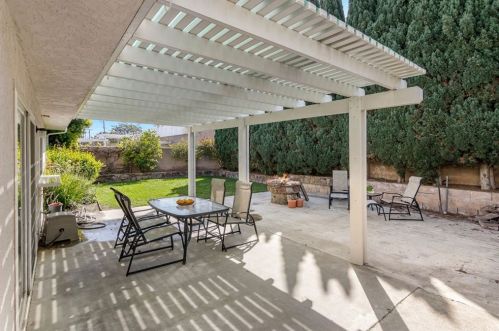 2422 Chapman St, Lomita CA  90717-2311 exterior