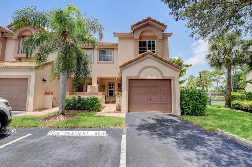 9518 Boca River Cir, Boca Raton, FL 33434-3961
