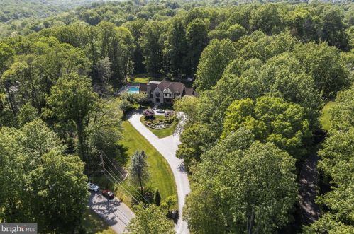 1661 Old Gradyville Rd, Glen Mills, PA 19342-1921
