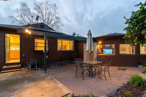 15898 Via Paro, San Lorenzo, CA 94580-2442