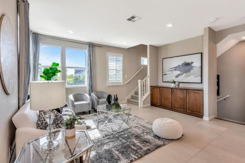 1392 Piper Dr, Milpitas, CA 95035-6820