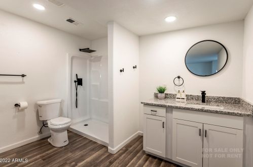 3044 39th Ave, Phoenix AZ 85029-3117 exterior