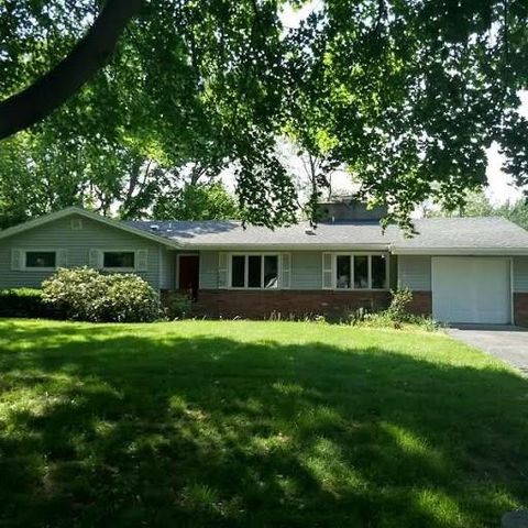 66 Lynnwood Dr, Brockport, NY 14420-1464