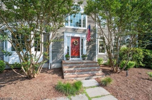 7 Laurel Ln, Bernardsville, NJ 07924-2217