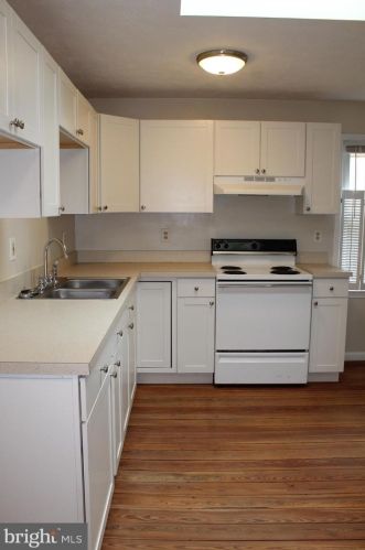 617 Charlotte St, Fredericksburg VA  22401-5703 exterior