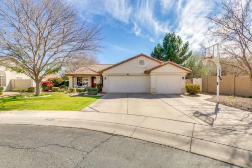 211 Jasper Ct, Gilbert, AZ 85296-4032