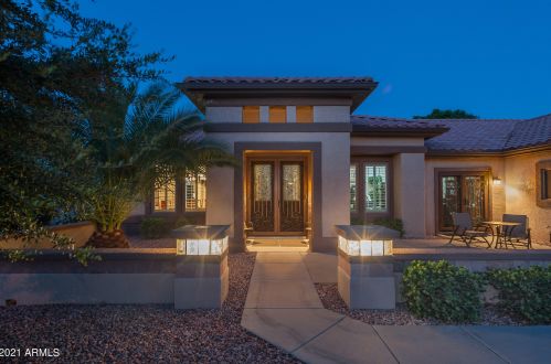 18319 San Salvador Ct, Sun City, AZ 85374-8510