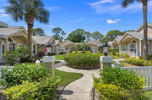 1207 Lombardy Dr, Fort Pierce, FL 34986-2186