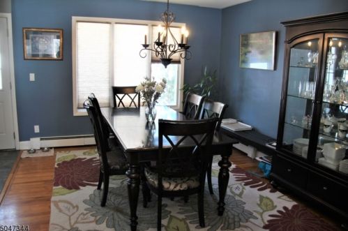 17 Rutgers Ave, West Milford Lakes NJ  07480-3505 exterior