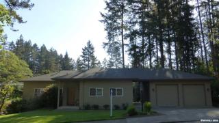 2137 Robin Hood St, Corvallis OR  97330-1152 exterior