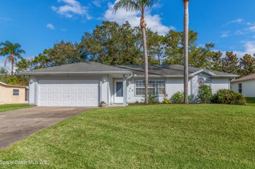 668 Forster Ave, Sebastian, FL 32958-4828