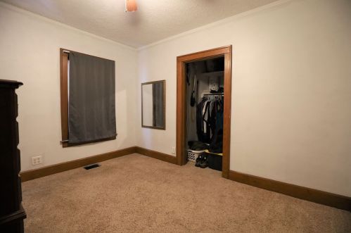 30 Eastern Ave, Covington KY 41018-1922 exterior