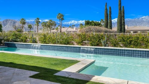 27 Toscana Way, Rancho Mirage CA  92270-1977 exterior