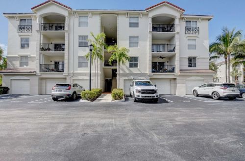 1409 Tuscany Way, Boynton Beach FL  33435-7805 exterior