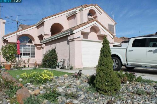 1464 Walnut Meadows Dr, Oakley, CA 94561-3134