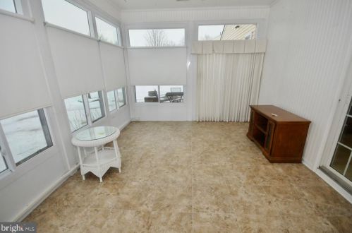 14 Meadowview Dr, Pilesgrove NJ 08098-2539 exterior