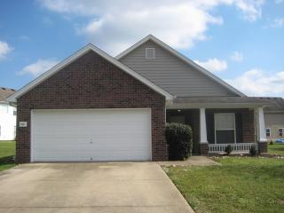 5507 Middlebury Dr, Murfreesboro TN  37128-2706 exterior