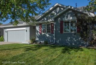 302 Deer Ridge Dr, Bondurant, IA 50035-1155