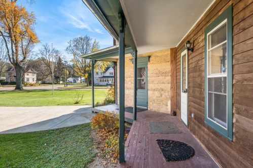 610 Liberty St, Ripon WI  54971-1220 exterior
