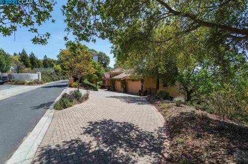 522 Oakshire Pl, Alamo CA  94507-2325 exterior