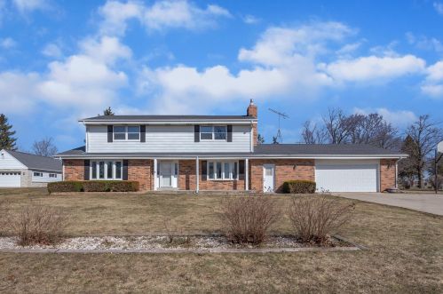 1650 Broadway, Waukesha, WI 53186-8115