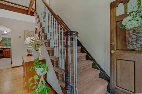 30 June Ave, Northport, NY 11768-3012