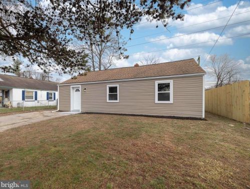 202 Single Ave, New Castle, DE 19720-3674