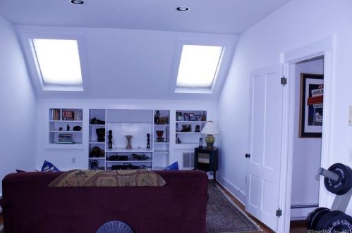 18 Yarmouth Rd, Norwalk CT 06853-1848 exterior