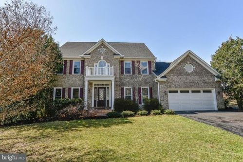 9231 Wrights Hollow Ln, Lorton, VA 22079-3431