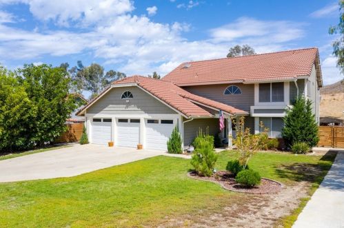 21984 Victorian Ln, Wildomar, CA 92595-8215
