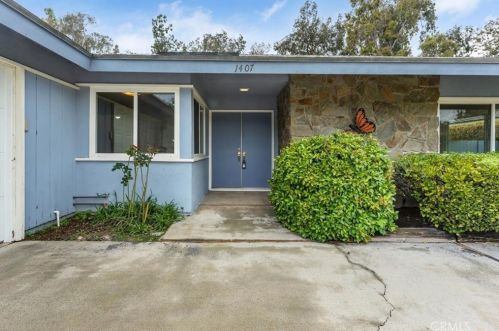 1407 Avolencia Dr, Fullerton, CA 92835-3704