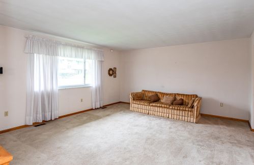 824 Stutely Pl, Miamisburg OH  45342-2025 exterior