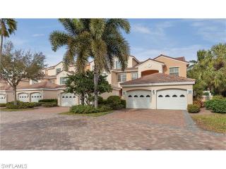 8315 Excalibur Cir, Naples FL  34108-7724 exterior