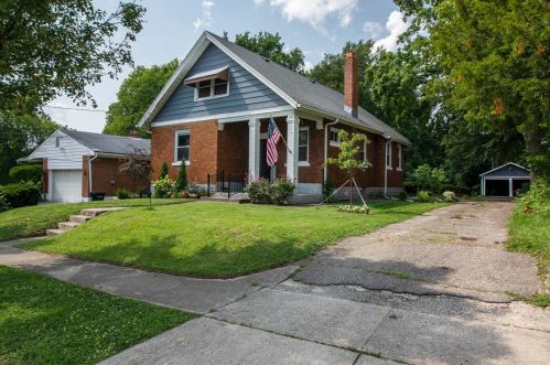 212 Baxter Ave, Cincinnati, OH 45220-1302