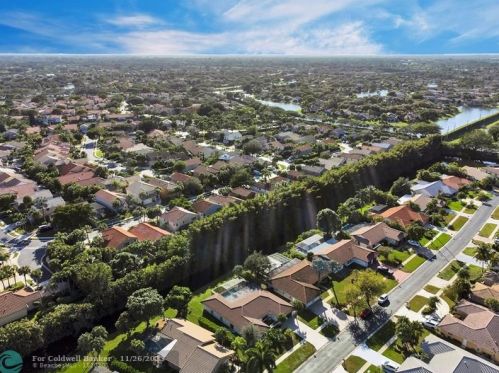 20044 Back Nine Dr, Boca Raton FL  33498-4707 exterior