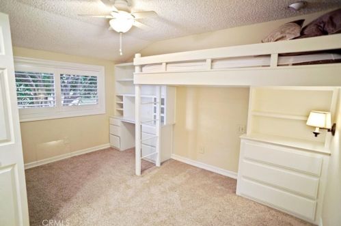 3367 Weatherford Ct, Simi Valley CA  93063-1328 exterior