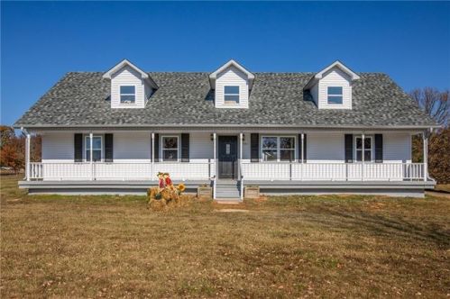 2701 Pleasant Acres Ln, Rudy, AR 72952-9584