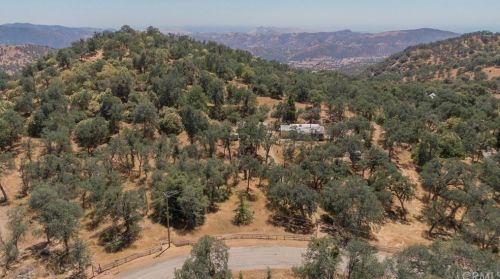 51655 Wildmint Ln, Orange Cove CA  93675-9693 exterior