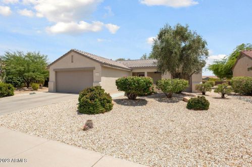 15343 Echo Canyon Dr, Sun City, AZ 85374-2081