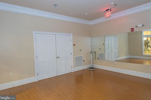 139 Cornerstone Dr, Newtown Square PA 19073-4049 exterior