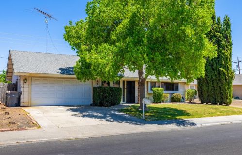 28 Clover St, Woodland CA  95695-3108 exterior