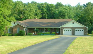 586 Mayhew Rd, Jackson, OH 45640-9655