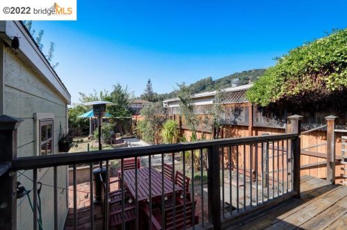 3963 Altamont Ave, Oakland CA 94605-2602 exterior